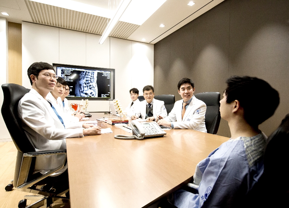 자생한방병원 재활과, 한방재활과, 영상의학과 등 한•양방 의료진들