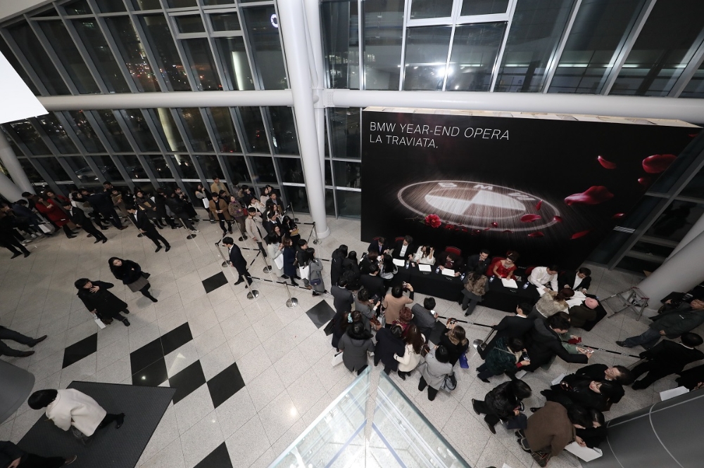 라 트라비아타 공연에 참석한 고객들 모습.(사진=BMW)