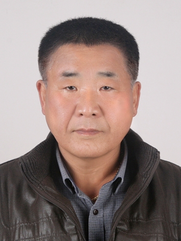 LG복지재단으로부터 LG의인상을 수여받은 이중근씨. (사진=LG복지재단)