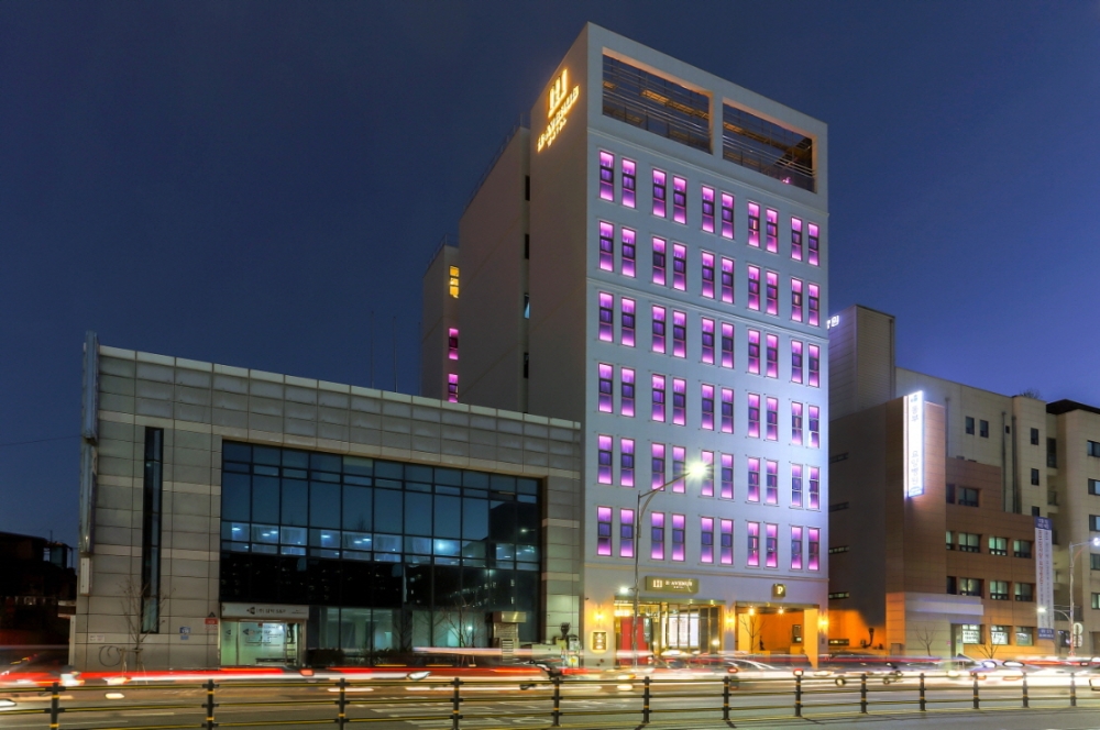 야놀자, 에이치에비뉴(H Avenue) 건대점 오픈