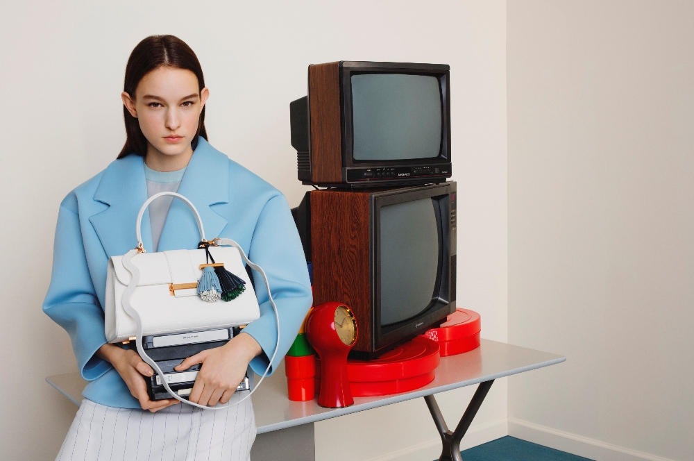 쿠론X코코카피탄 '2018 봄여름 광고캠페인' 주력상품 블랑 (사진=코오롱FnC)