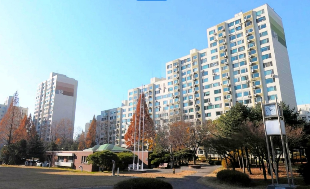 간발의 차로 새 안전진단 기준을 적용받게 된 서울 송파 아시아선수촌아파트 재건축.(사진=다음 로드맵)