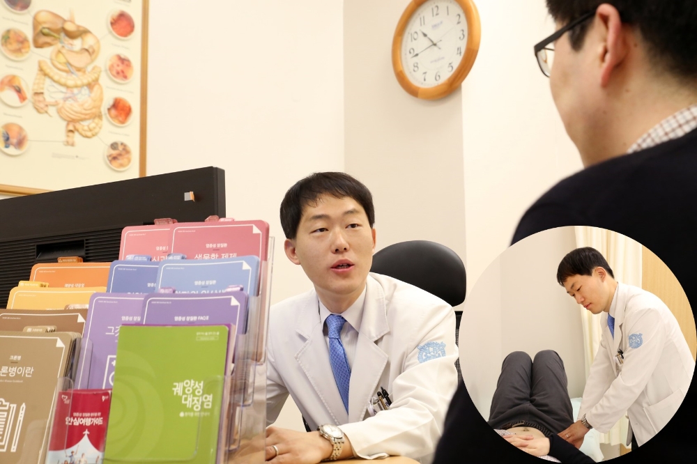 염증성 장질환이 의심되어 의뢰된 환자가 분당서울대병원 소화기센터 윤혁 교수에게 15분 심층진찰을 받고 있다. (사진=분당서울대병원)
