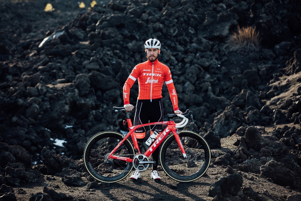 트렉바이시클코리아가 ‘2018 트렉-세가프레도 팀킷’을 공식으로 공개했다.(사진=트렉바이시클코리아)