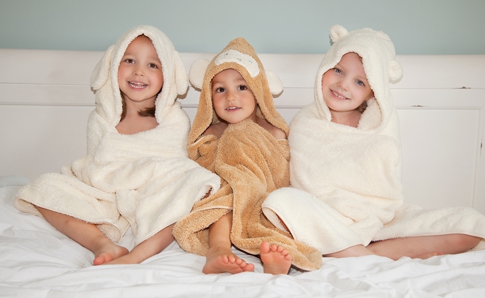 커머스플러스, 아기 목욕타월 '커들드라이' 공식 론칭