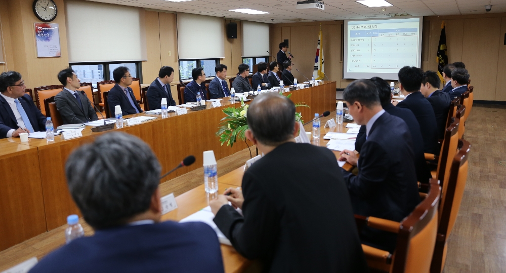 2018년 국정과제 브레인 스토밍 회의를 개최하고 있다.(사진=인천항만공사)