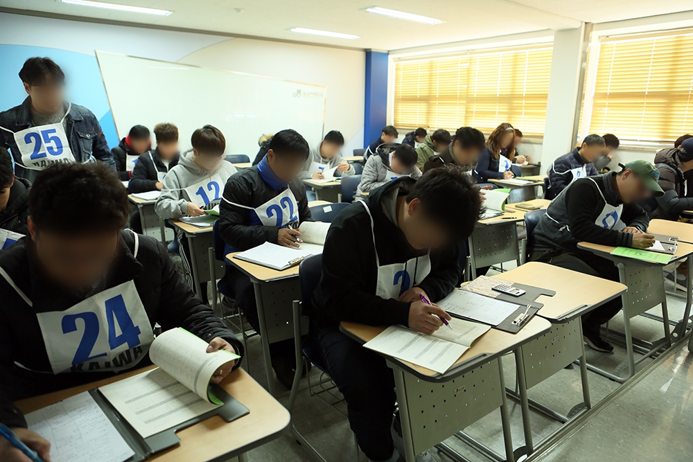 자격시험장 필기시험 이미지. (사진=한국자동차진단보증협회)