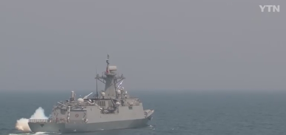 '마산함'서 뜻하지 않은 원인불상 사고소식....현재 육지로 이동 '