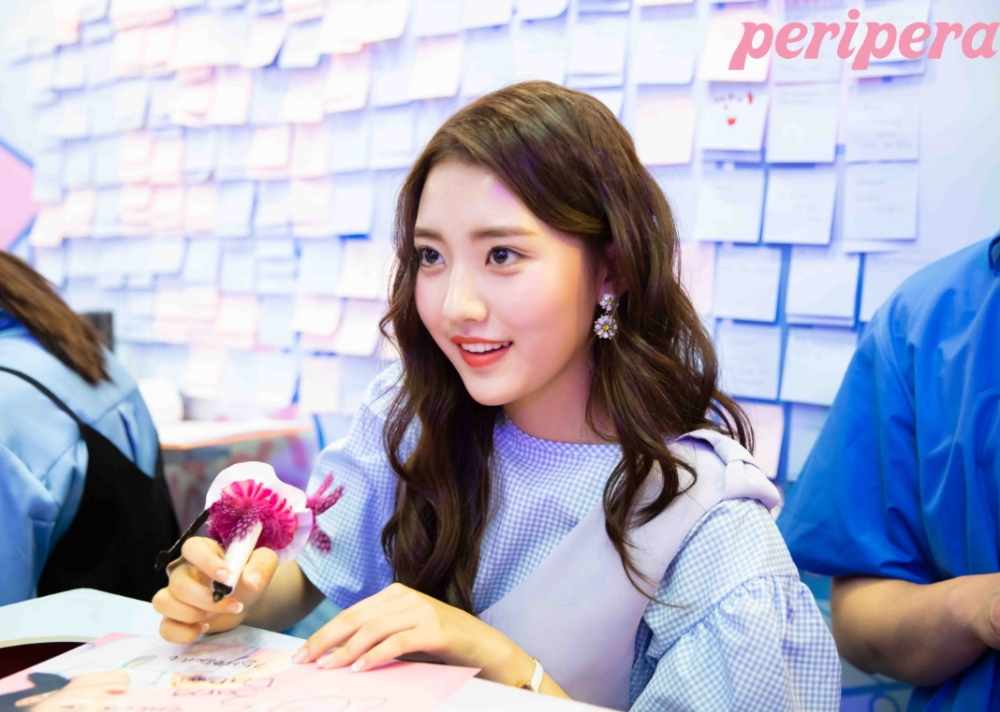 페리페라, 뮤즈 정다빈 참여 ‘커밋뷰티 페스티벌’ 진행