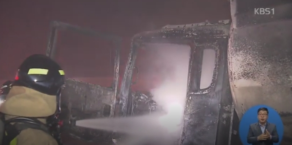 울산 포항 고속도로, 검은연기 일순간에...가담 서늘케 했던 불소식