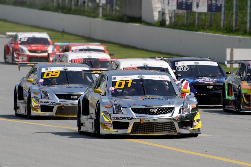 아트라스BX 레이싱팀.(사진=한국타이어)