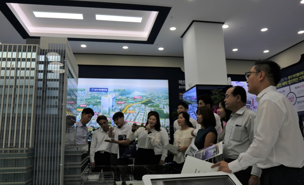 ‘동익 미라벨타워’ 홍보관 내부 모습.(사진=동익동탄피에프브이)