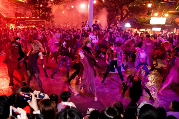 호러 컨텐츠 '통제구역 M' (사진=롯데월드 어드벤처 제공)