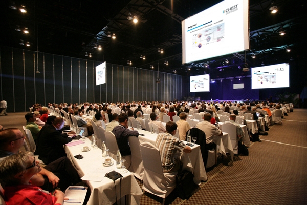 순천향대 박종숙 교수가 미국흉부의사협회 연례학회에서 몬테리진 임상 3상 결과를 발표하는 모습. (사진=한미약품)