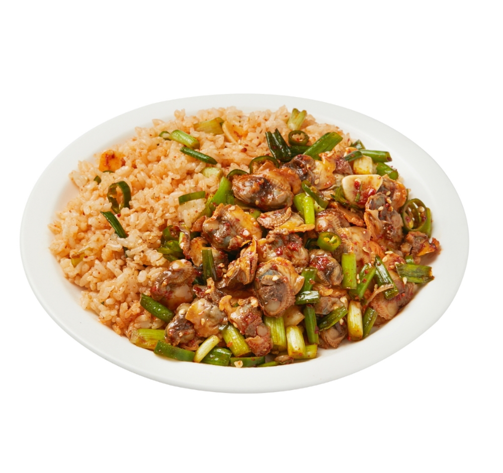 스쿨푸드 '어간장꼬막비빔밥', 출시 석달 만에 베스트 메뉴 선정