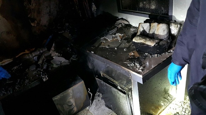 모텔 201호서 화재가 발생.(사진제공=부산지방경찰청)