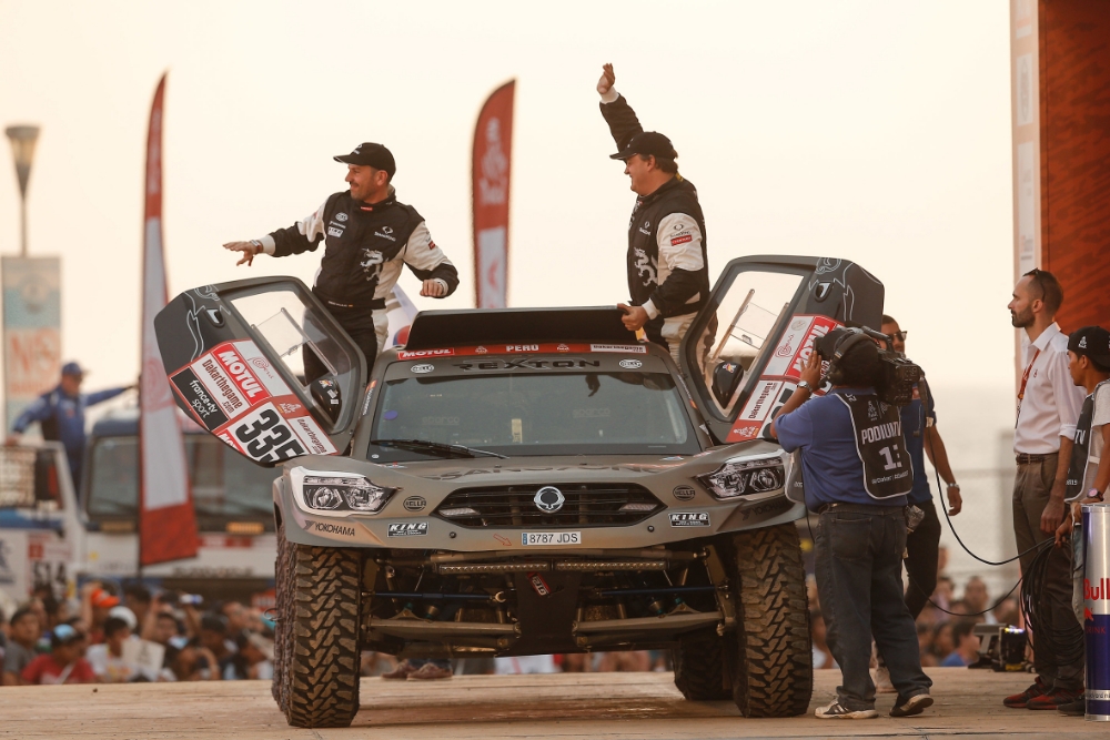 쌍용자동차 레이싱팀의 렉스턴 DKR이 지난 10일(현지시간) 2019 다카르 랠리 제 4구간(아레키파- 타크나)을 렉스턴 DKR을 타고 질주하고 있다.(사진=쌍용자동차)