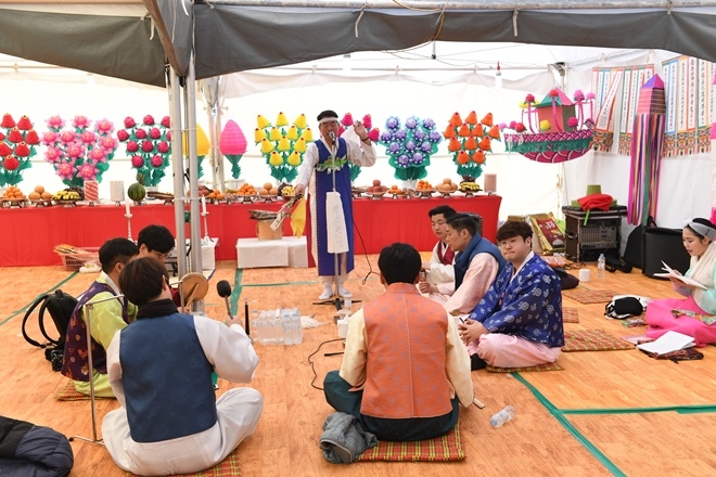 풍어제 별신굿 모습.