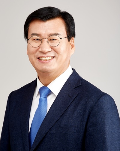 더불어민주당 거제시지역위원회 문상모 위원장.(사진제공=거제시지역위원회)