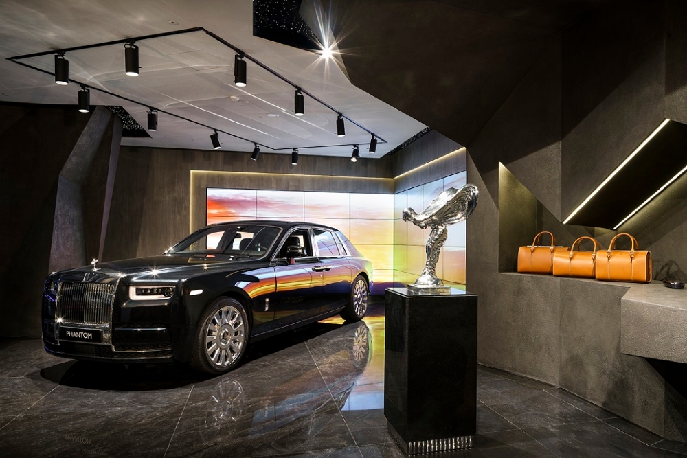 롤스로이스 모터카 서울 청담 부티크 1층 모습.(사진=롤스로이스 모터카)