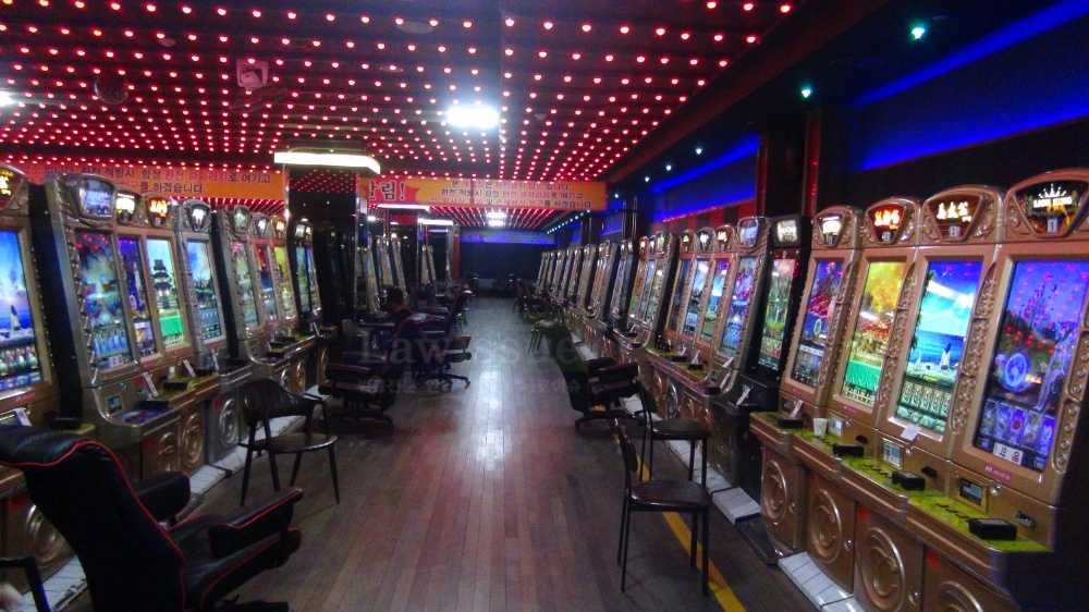 부산 최대규모로 알려진 불법 게임장.(사진제공=부산경찰청)