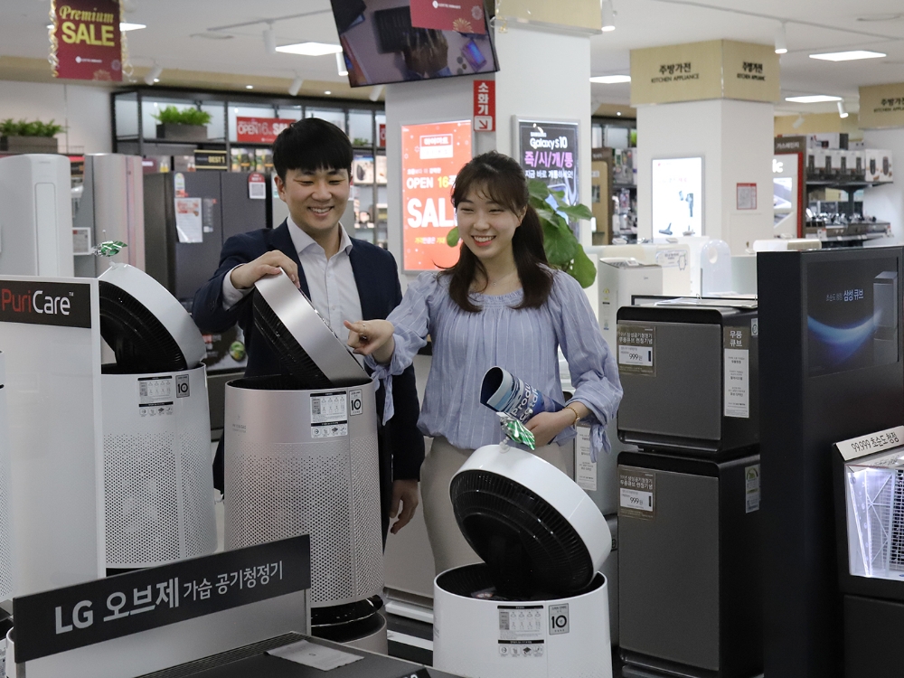 미세먼지 악화에 공기청정기 보유자 10명중 7명 “재구매하겠다”