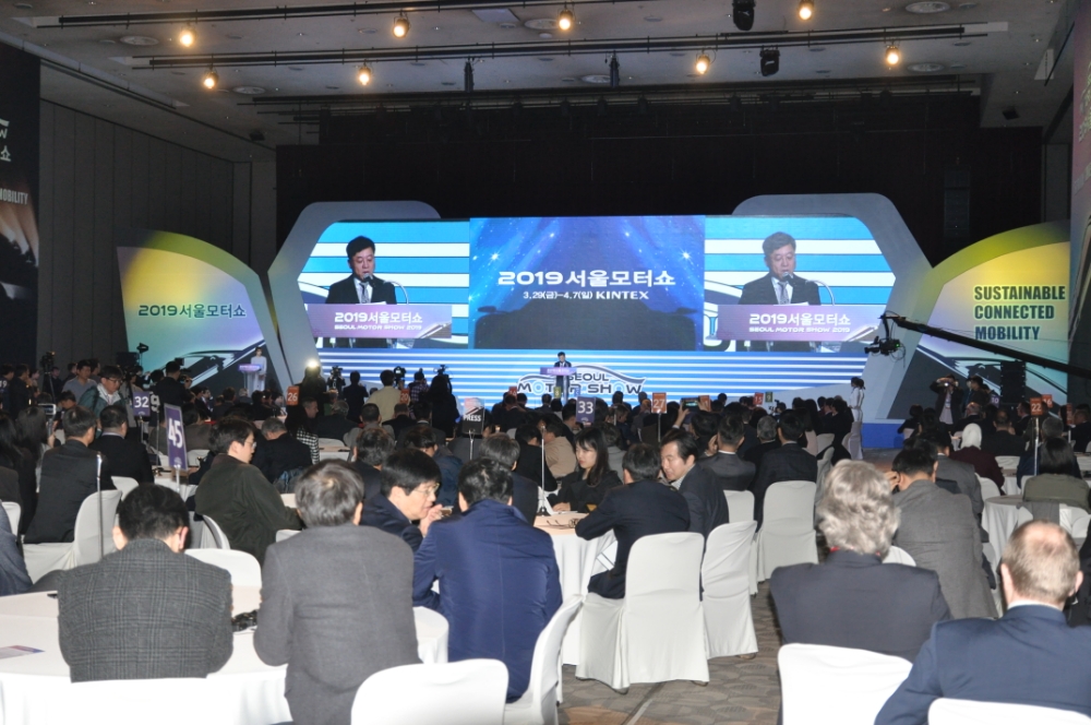 정만기 서울모터쇼조직위 위원장이 인사말을 하고 있다.(사진=최영록 기자)