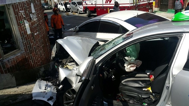 사고차량.(사진제공=부산경찰청)