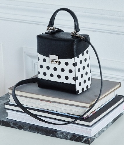 ‘B급 감성’ 담아낸 브랜디드 영상 화제로 신상백 베스트셀러 오른 ‘블랙마틴싯봉’