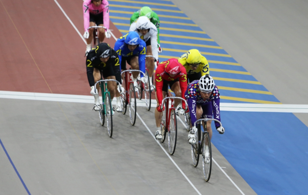 경륜선수들 모습.(사진=국민체육진흥공단)