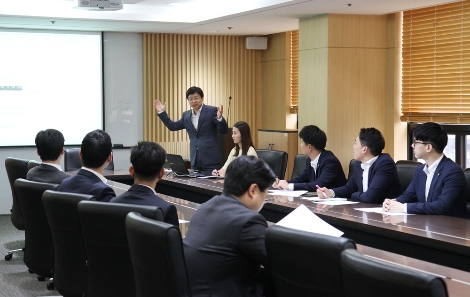 하이투자증권의 사내 청년위원회. 사진=하이투자증권