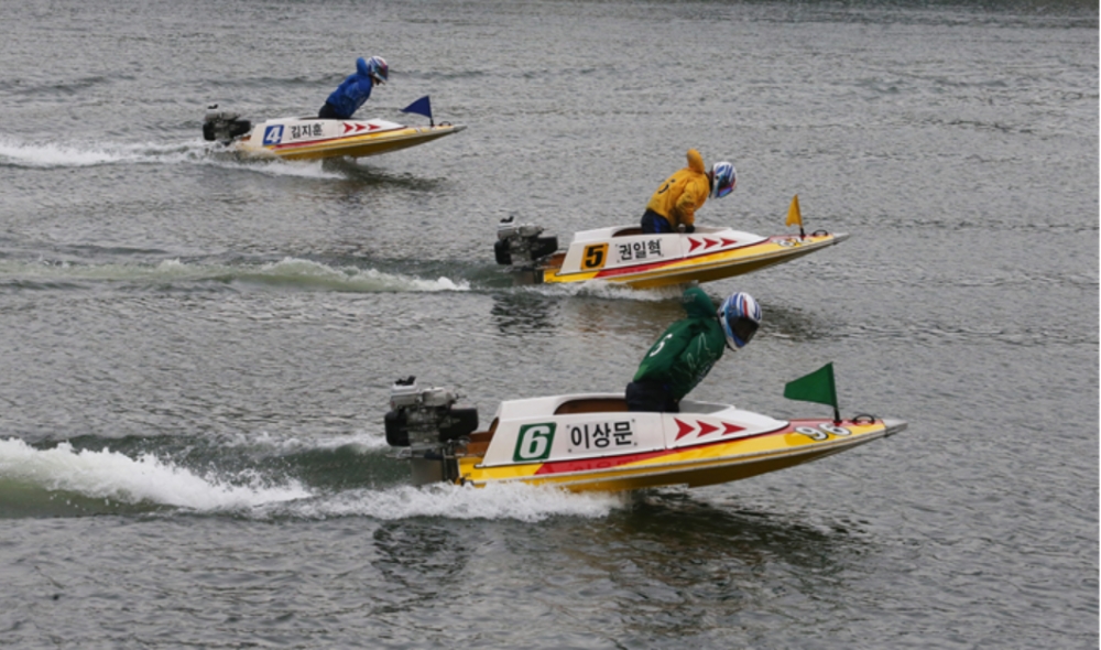 경정선수들의 경기모습. (사진=국민체육진흥공단)