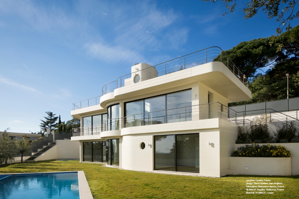 LG하우시스 인조대리석이 적용된 프랑스 칸에 위치한 고급 빌라 프렌치 리베라 건물.(사진=LG하우시스)