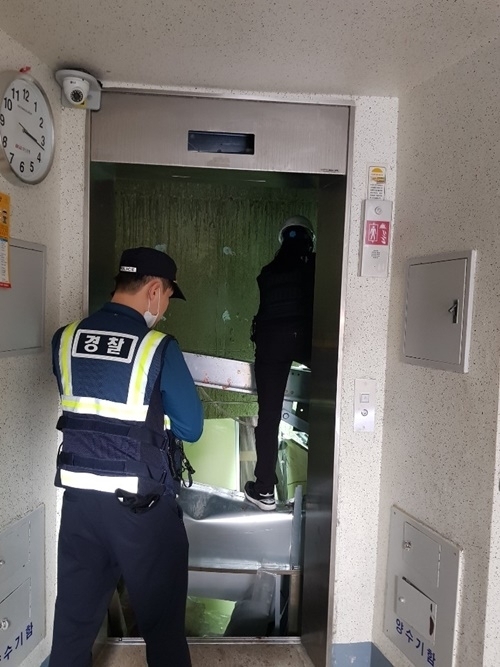 해운대 승강기 추락사망사고 현장.(사진=부산경찰청)