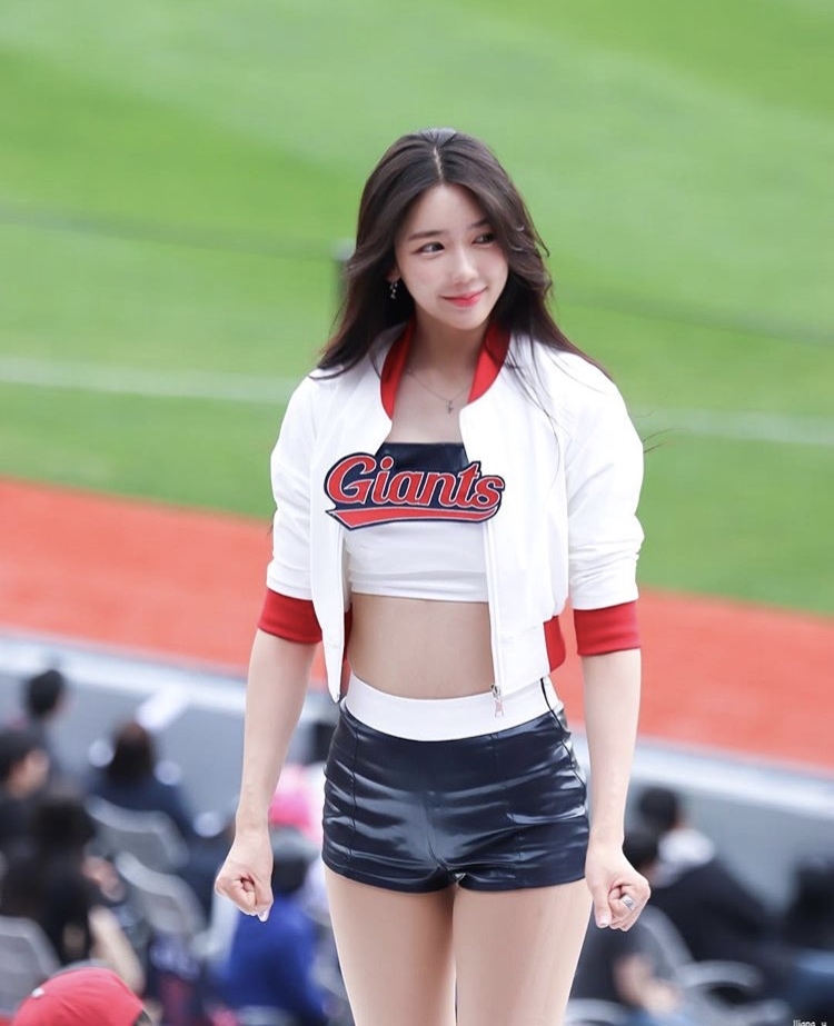 인플루언서 치어리더 조윤경, 커머스 에디터로 새로운 출발