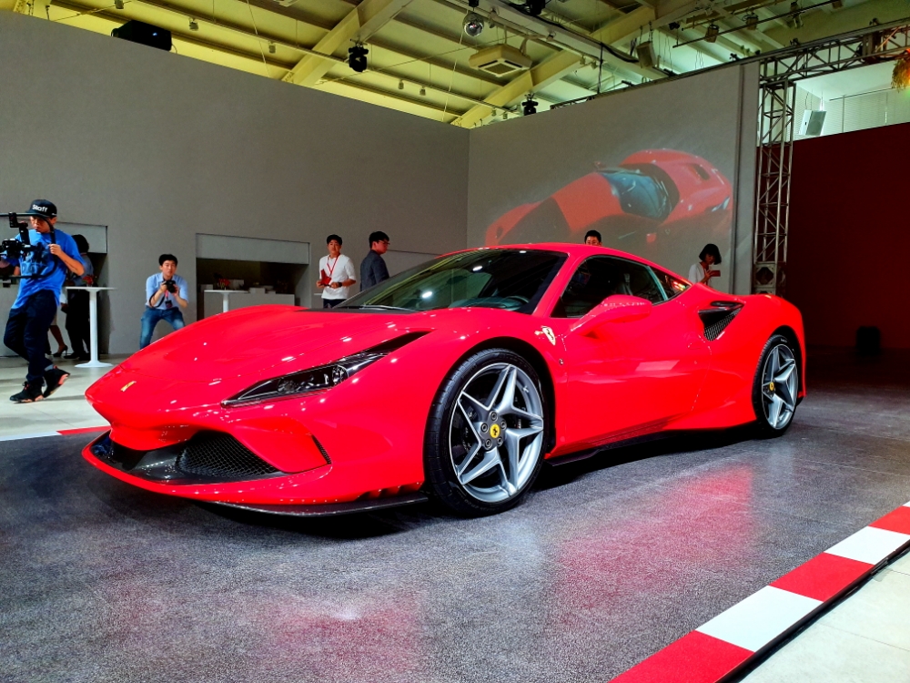 페라리가 18일 서울 남산 제이그랜하우스에서 페라리 F8 트리뷰터의 국내 공식 출시 행사를 가졌다.(사진=최영록 기자)