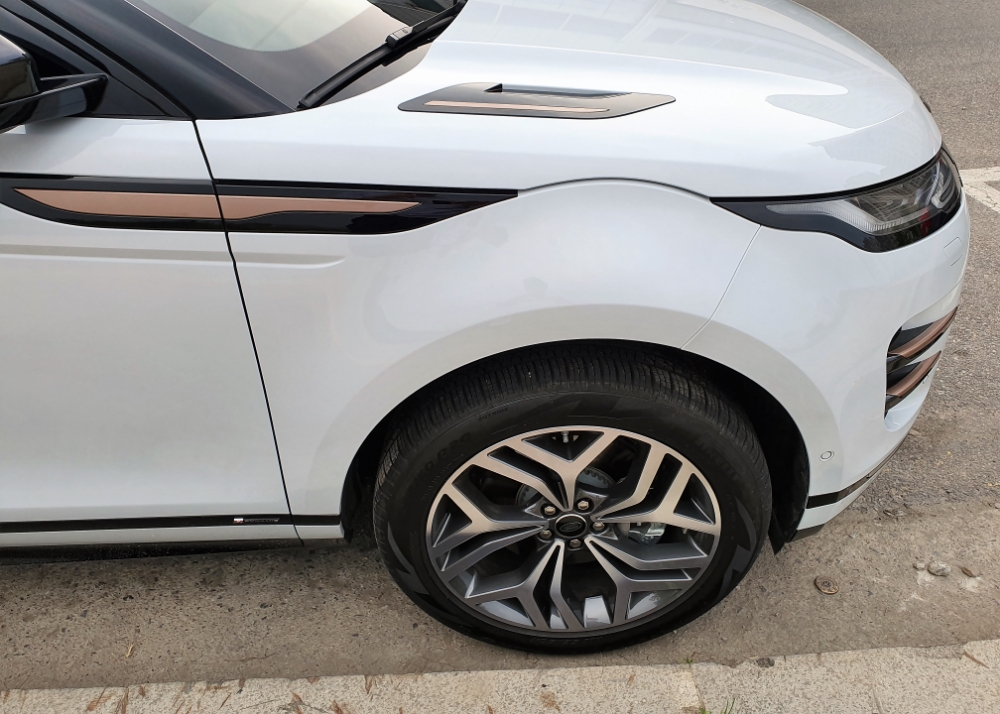 올 뉴 레인지로버 이보크 퍼스트 에디션 트림에 적용된 20인치 휠.(사진=최영록 기자)