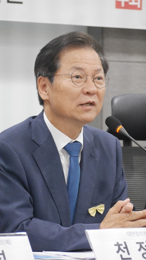 천정배 의원이 인사말을 하고 있다. (사진제공=천정배의원실)