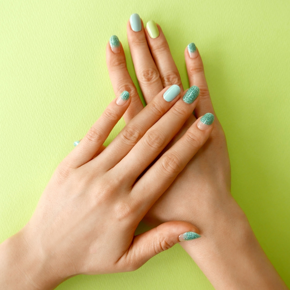 브러쉬라운지, 쓱싹네일 글리츠 젤네일 스티커 5종 출시