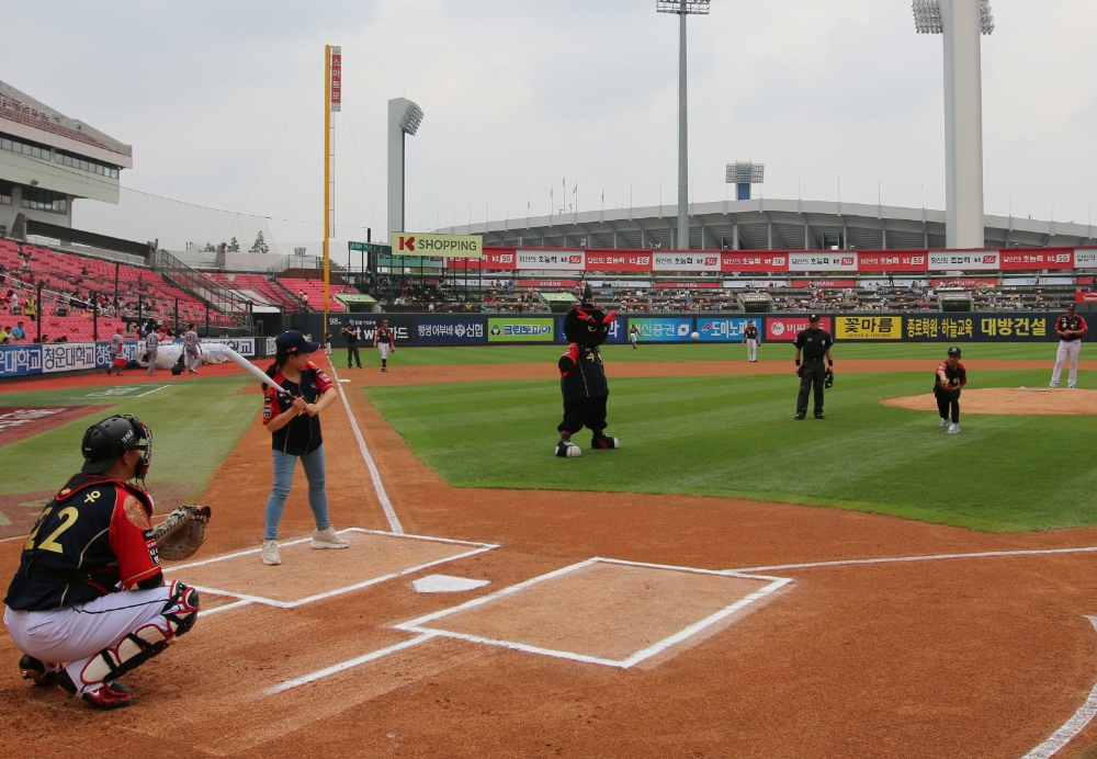 시구·시타 모습.(사진=타이어뱅크)