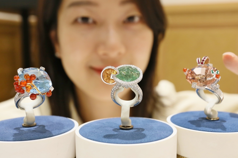 갤러리아, 명품관 EAST 마스터피스존에서 스위스 명품 주얼리 및 시계 브랜드 피아제 하이주얼리 전시 진행