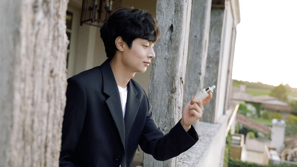 꼬달리, 아티스트 김충재와 함께한 보르도 영상 공개