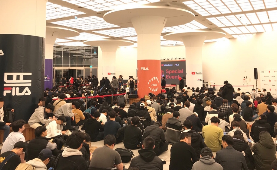 ‘휠라 X 유튜브 게이밍 콜라보 에디션’ 온오프라인 주요 사이즈 완판