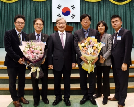 국민연금공단은 22일 감사원이 주관하는 '2019년 자체감사사항 콘테스트 시상식'에서 최우수상을 수상하고 감사원장 표창을 수상했다. 사진=국민연금