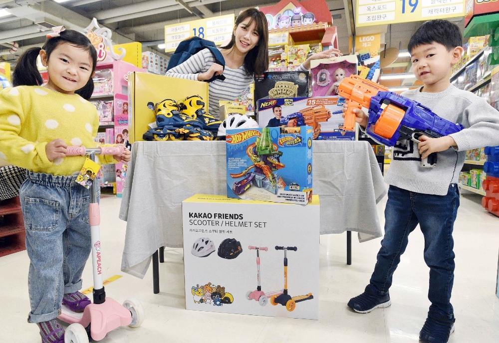 홈플러스 "집콕’ 장기화에 온라인 완구 매출 300% 신장"