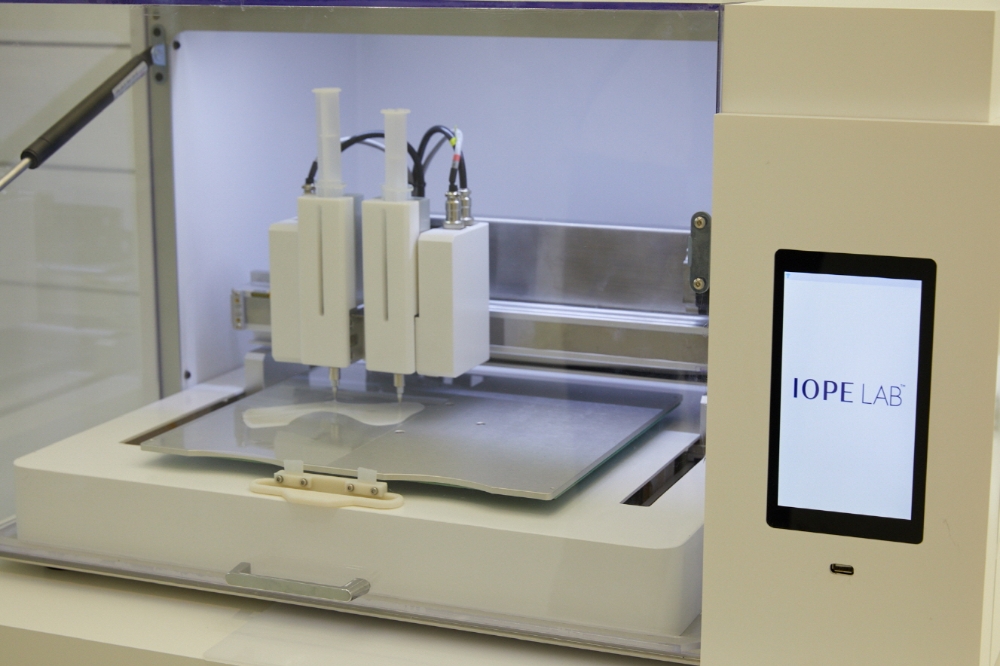 정식 출시 앞둔 아이오페 맞춤형 3D 마스크