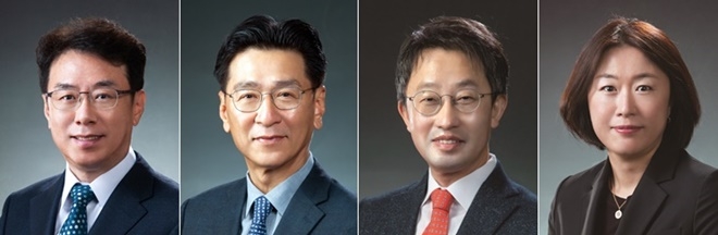 (사진왼쪽부터 김석진 고문, 권철현 고문, 이혁 변호사, 김경목 변호사).(사진제공=태평양)