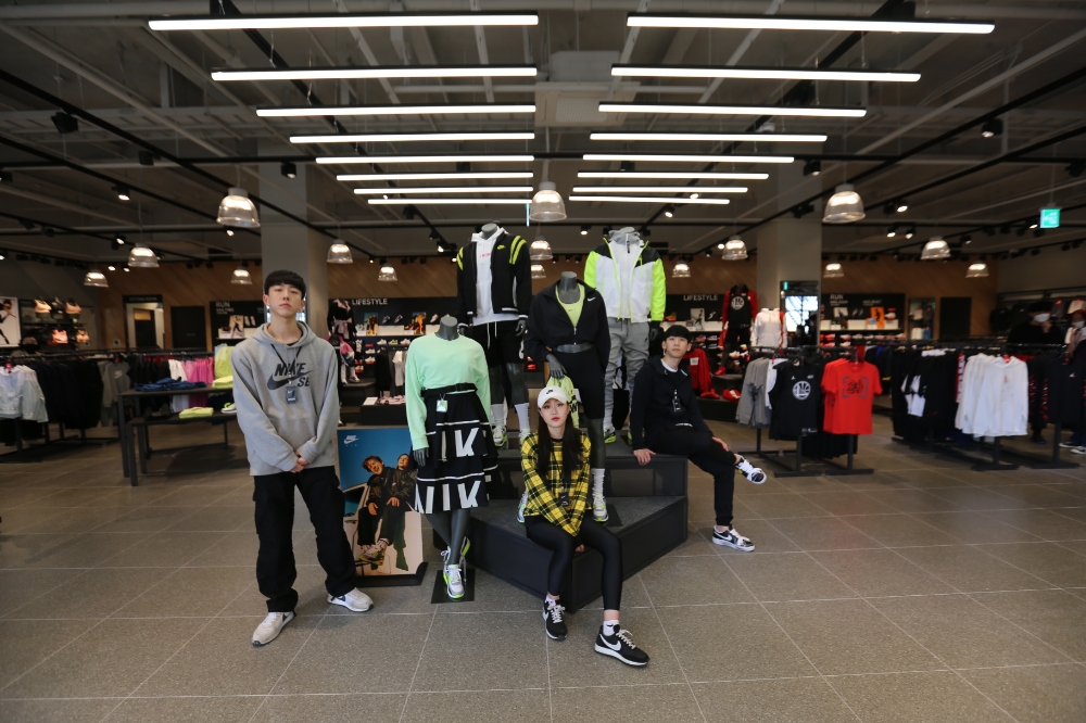 롯데아울렛 광교점, 도심형 아울렛 메가샵으로 전환 오픈