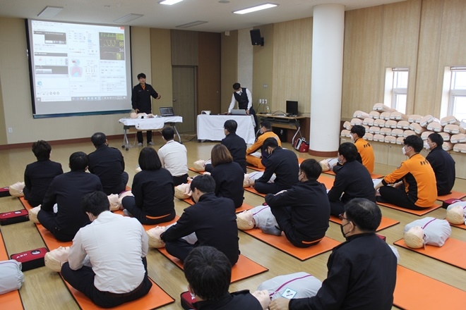 맞춤형 심폐소생술 교육모습.(사진제공=울산중부소방서)