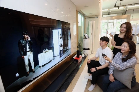 LG유플러스가 ‘문화가 있는 수요일’을 테마로 IPTV를 통해 매주 수요일마다 실시하는 콘텐츠 제공 안내 이미지. 사진=LG유플러스